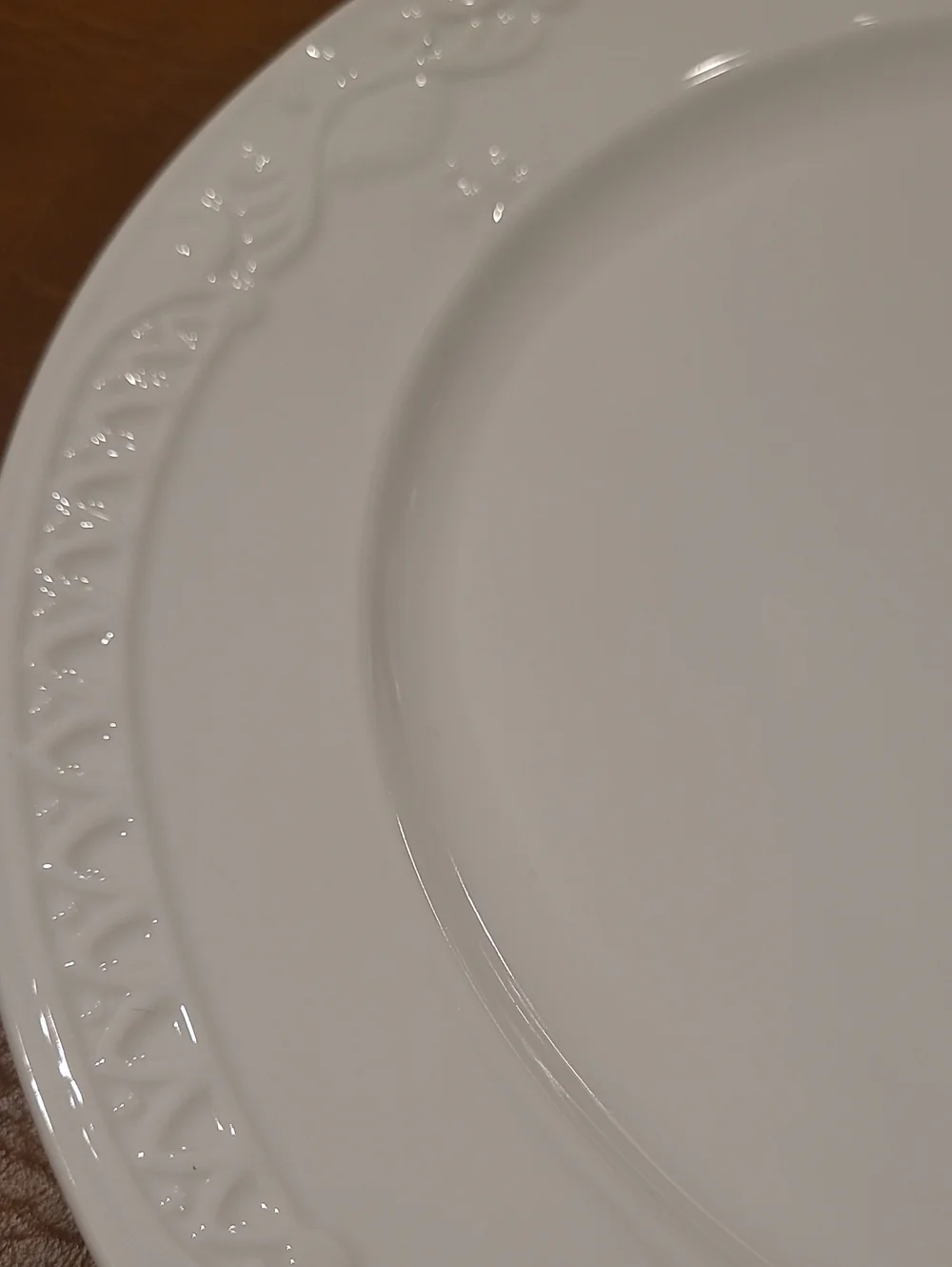 2 Towle Grand Hotel Porcelain Dinner Plates